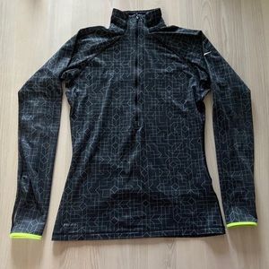 Sz M NIKE DRI FIT Long Sleeve Top